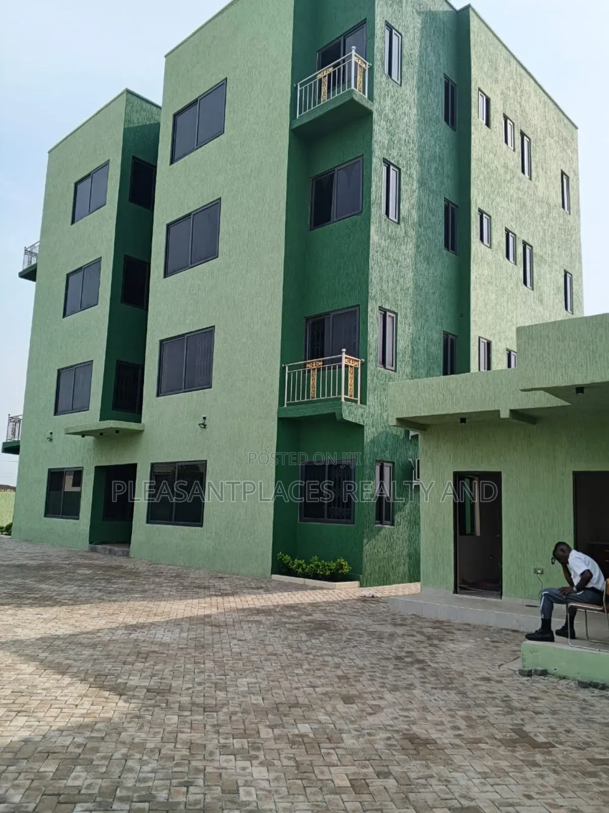2bdrm Apartment in Pleasantplaces, Adenta for rent