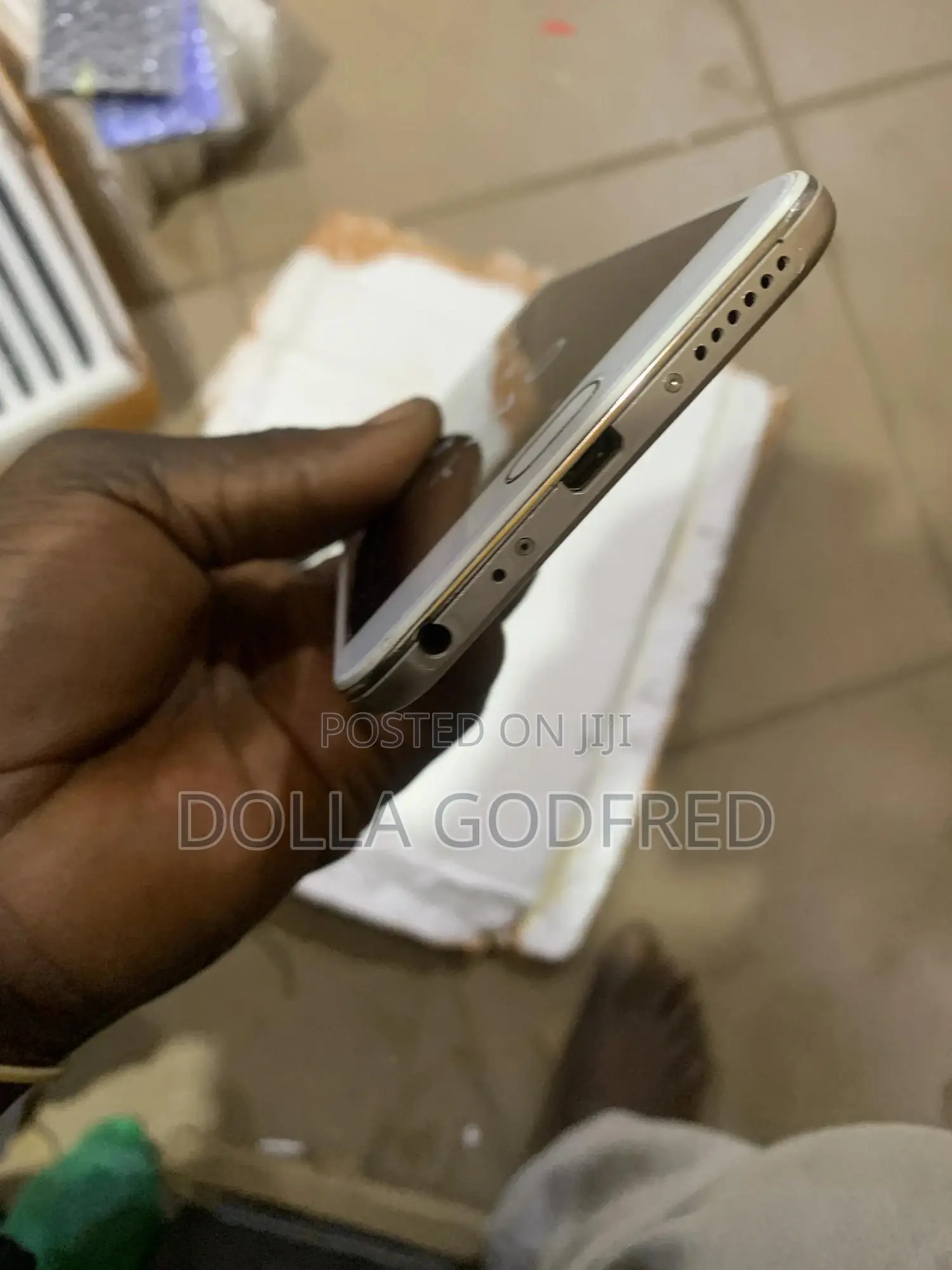 New Vivo Y67 32 GB Silver