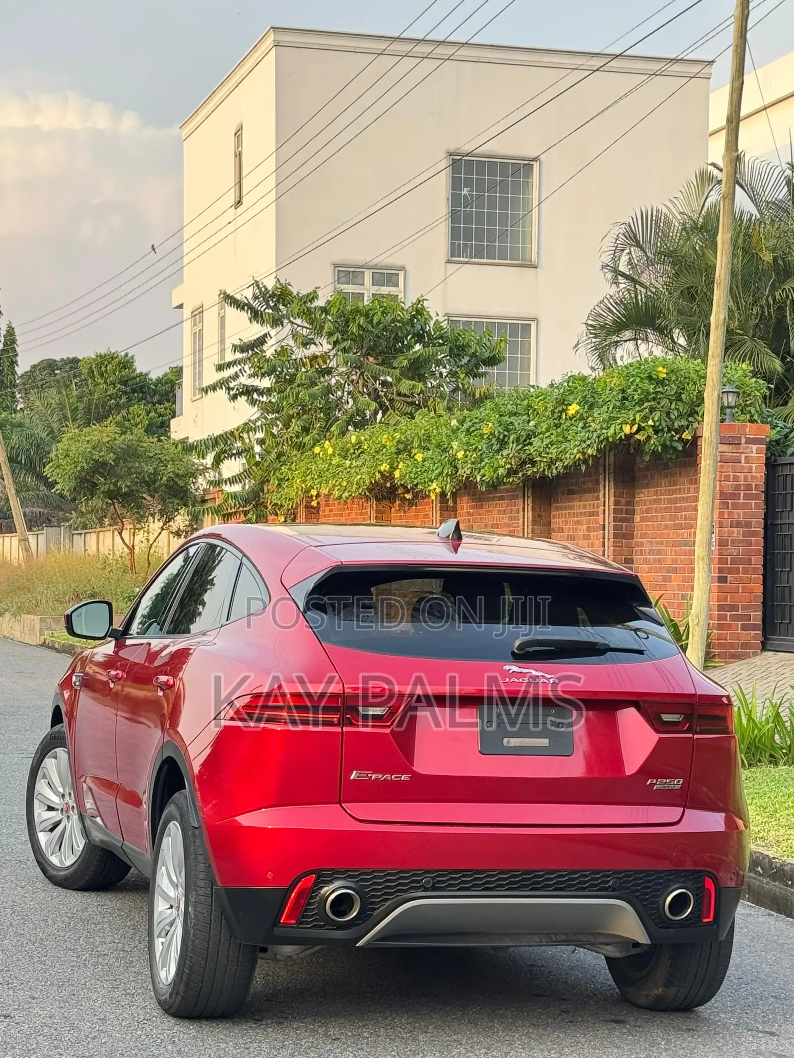 Jaguar E-Pace R-Dynamic SE AWD 2020 Red