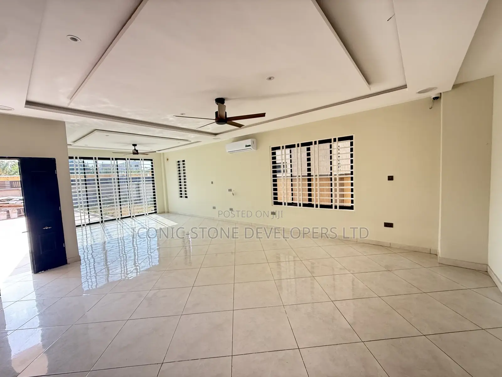 4bdrm House in East Airport, Tseaddo for rent