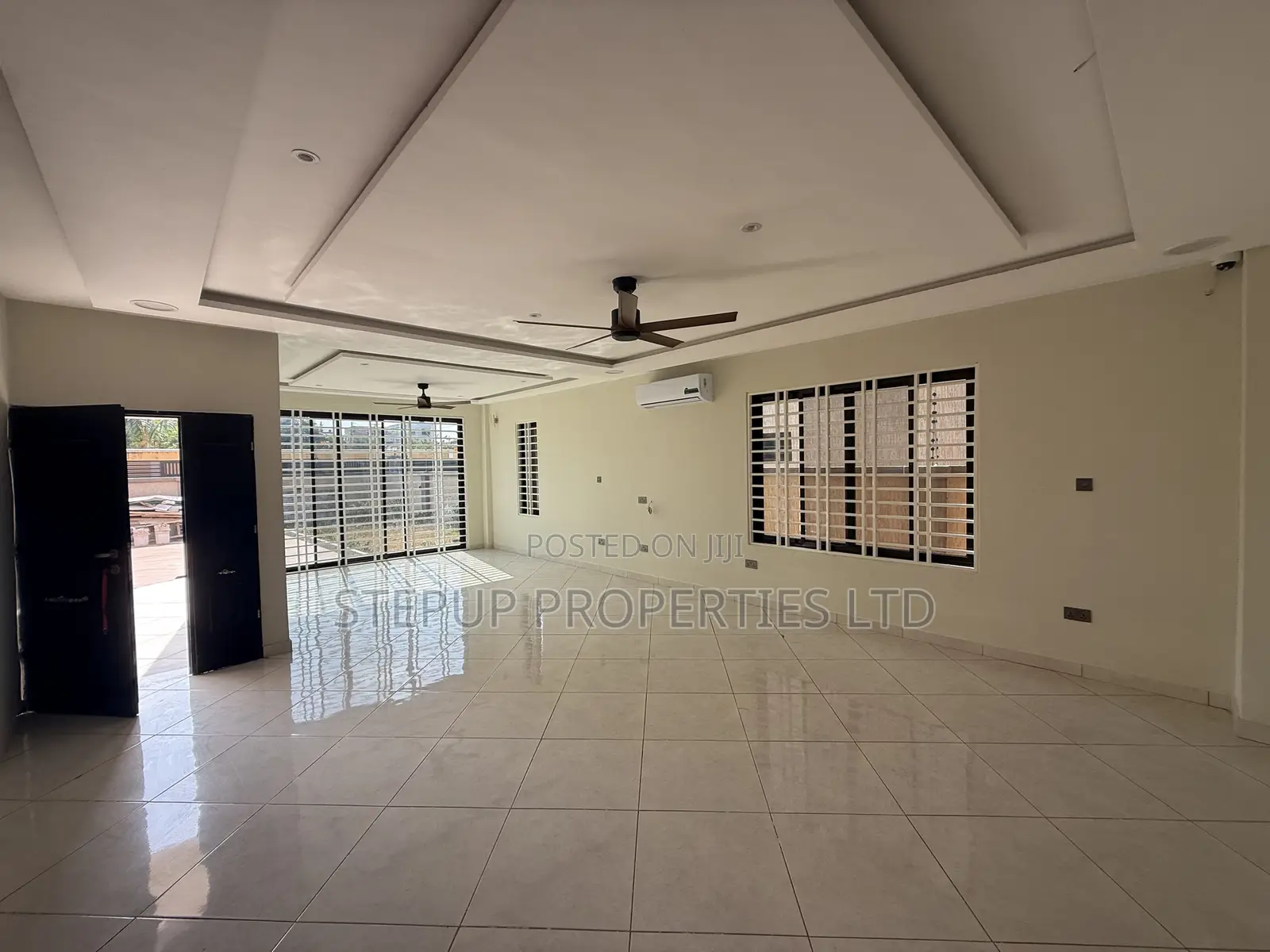 4bdrm House in East Airport, Tseaddo for rent