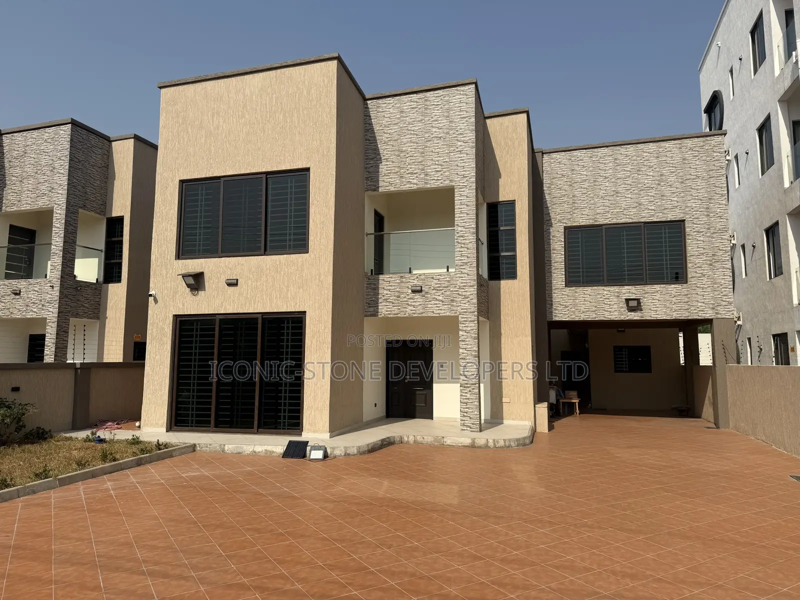 4bdrm House in East Airport, Tseaddo for rent