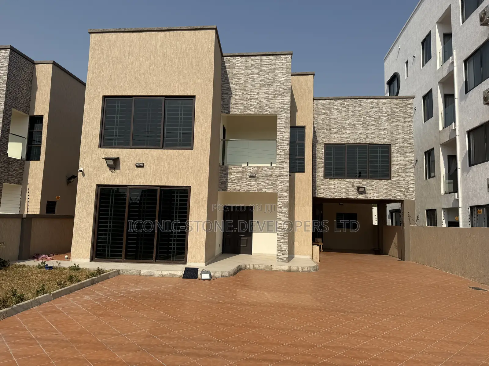 4bdrm House in East Airport, Tseaddo for rent
