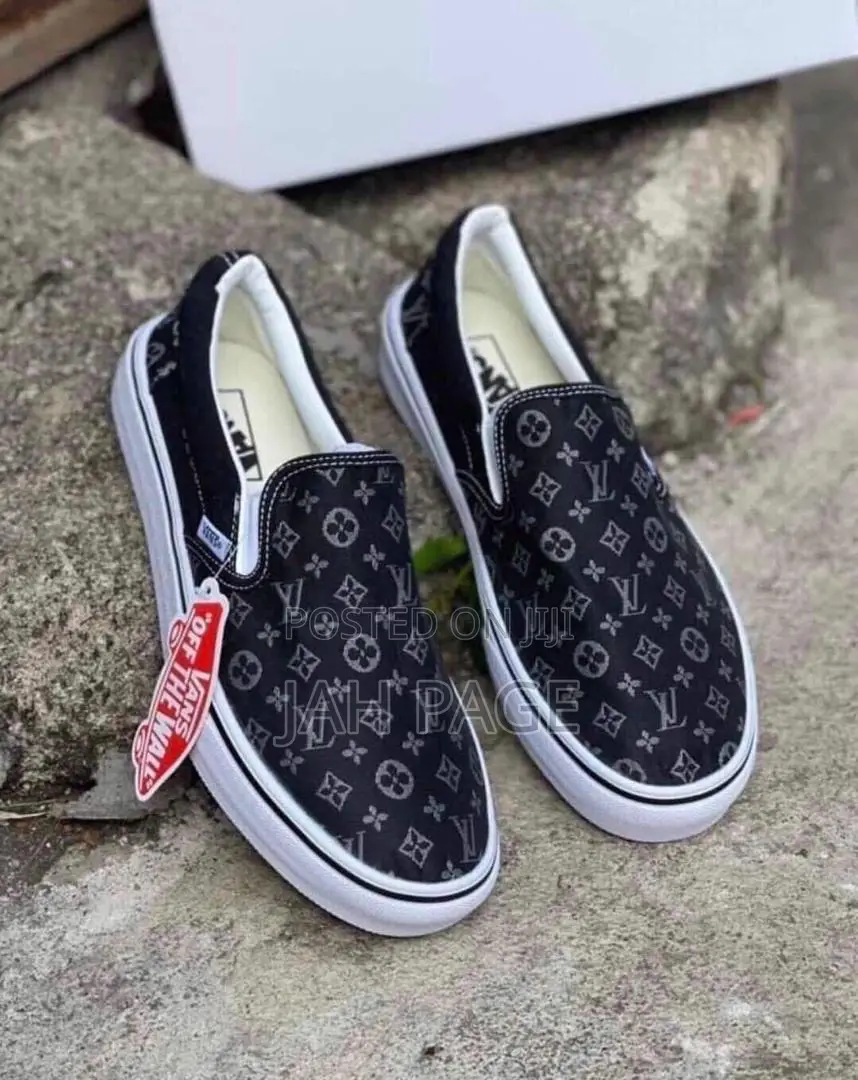 Vans Low( 40-45)