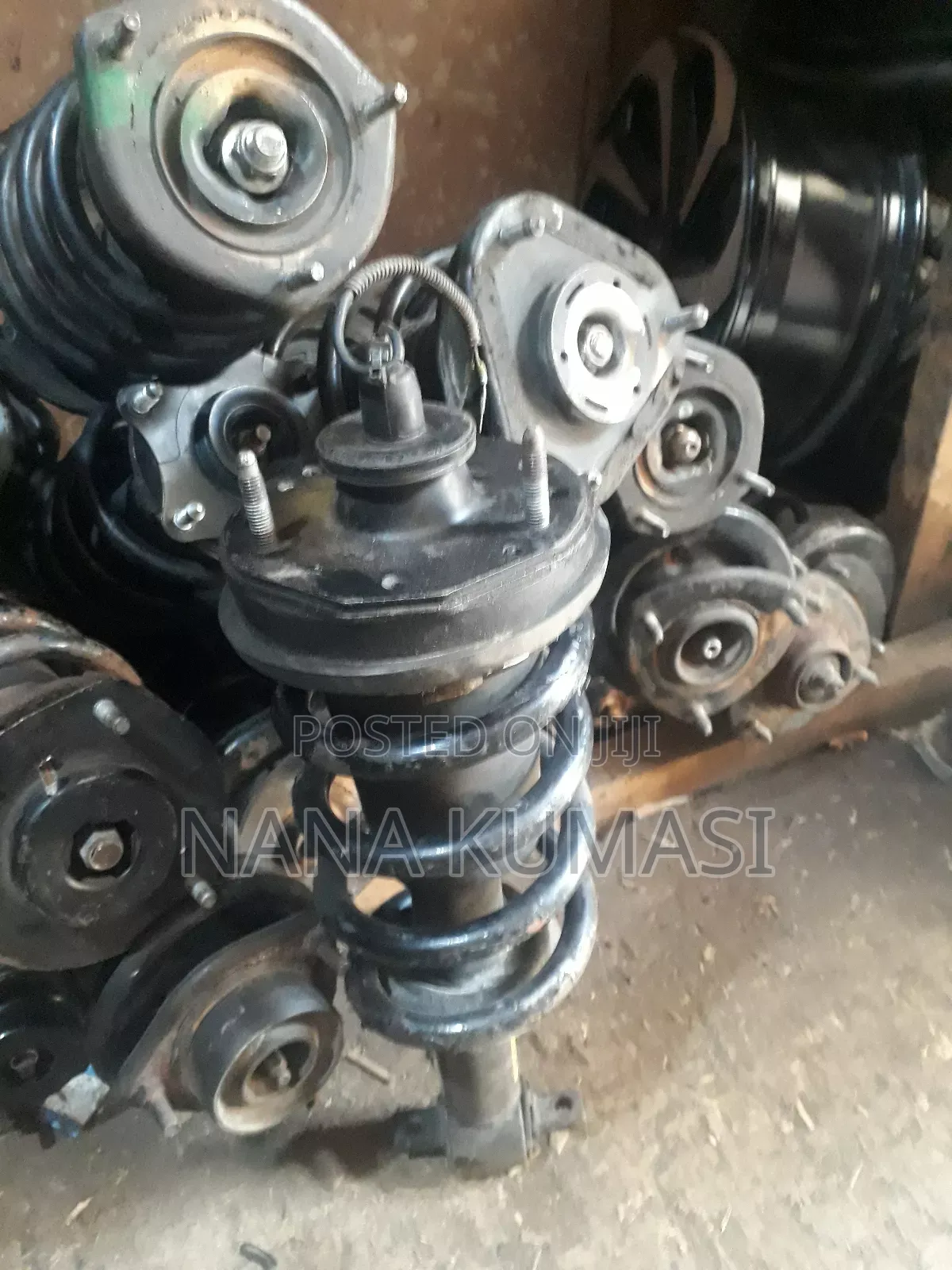 Cadillac,Srx,Xt4,Xts,Xt6,Optiq,Lyriq,Vistiq,Shock Absorber Hub Shaft