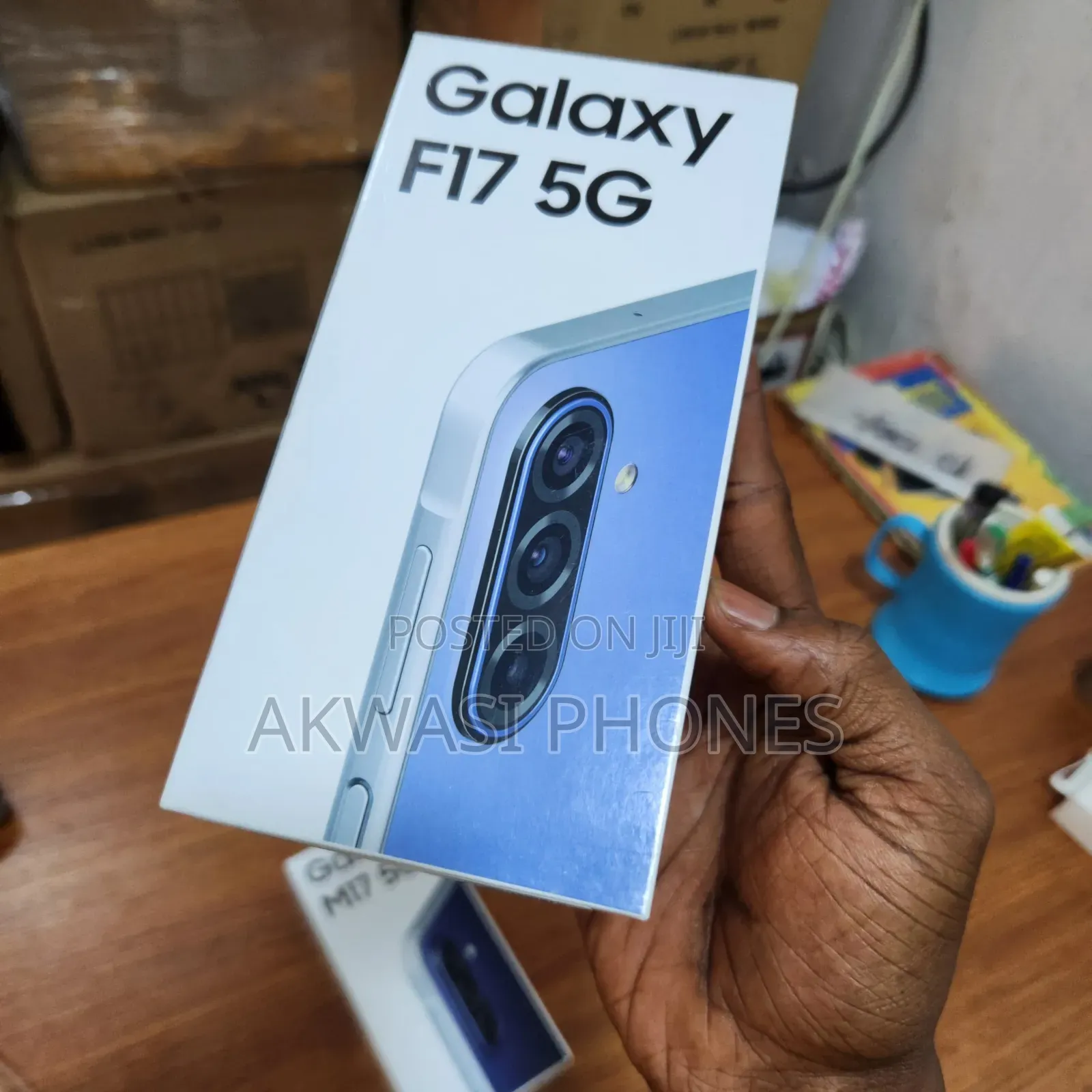 New Samsung Galaxy F17 5G 128 GB Blue