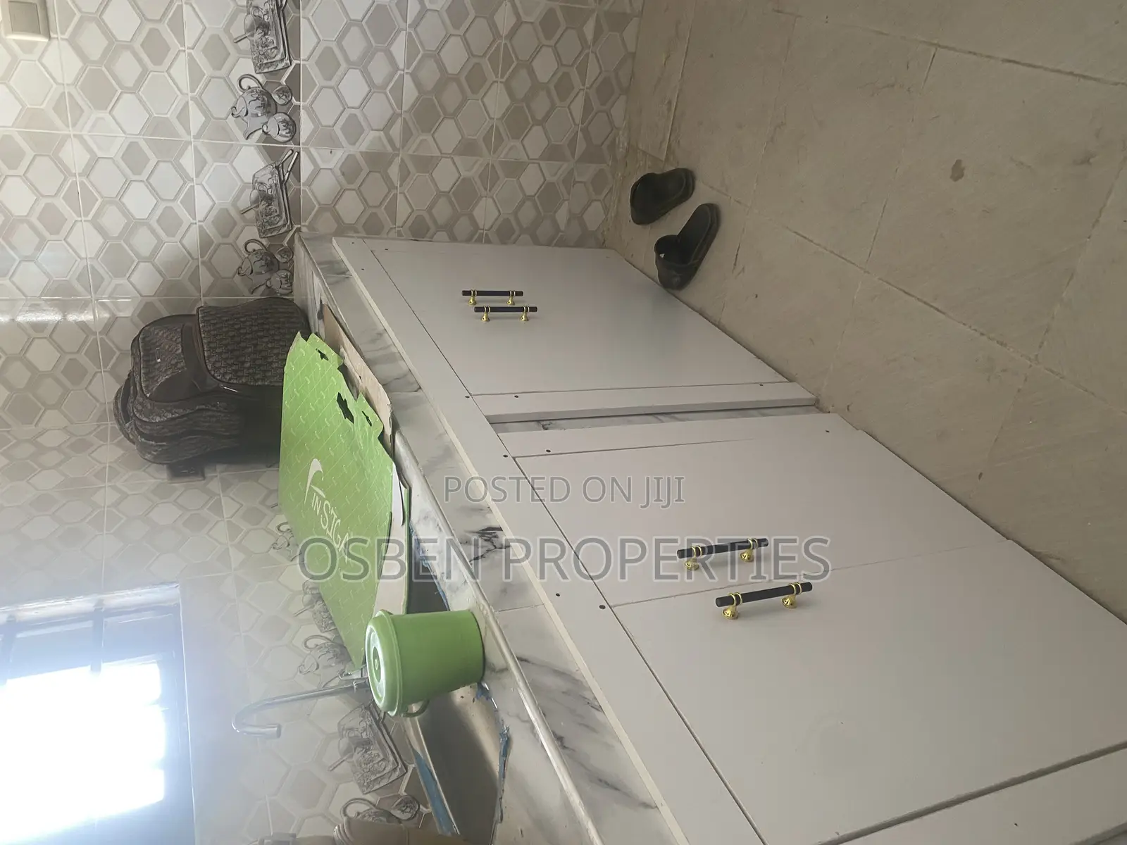 1bdrm Apartment in Oben Properties, Spintex for rent