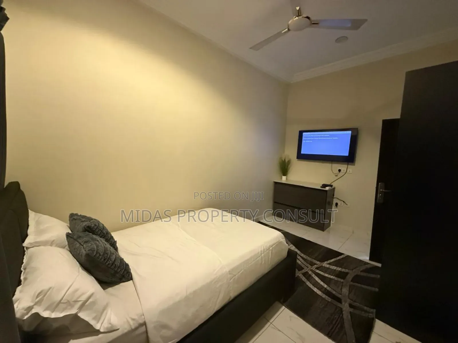 Furnished 2bdrm Apartment in Regal, Osu for rent
