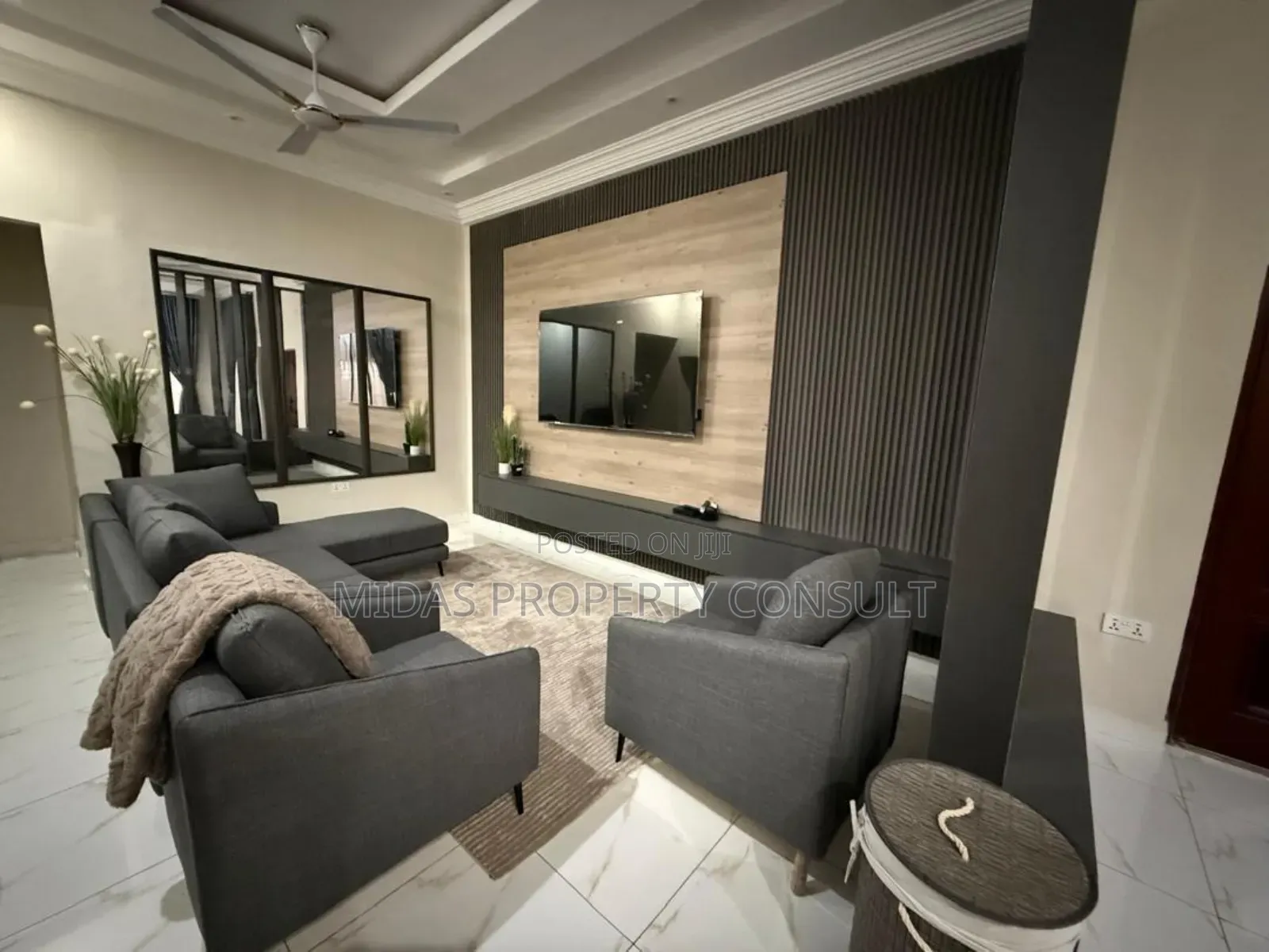 Furnished 2bdrm Apartment in Regal, Osu for rent