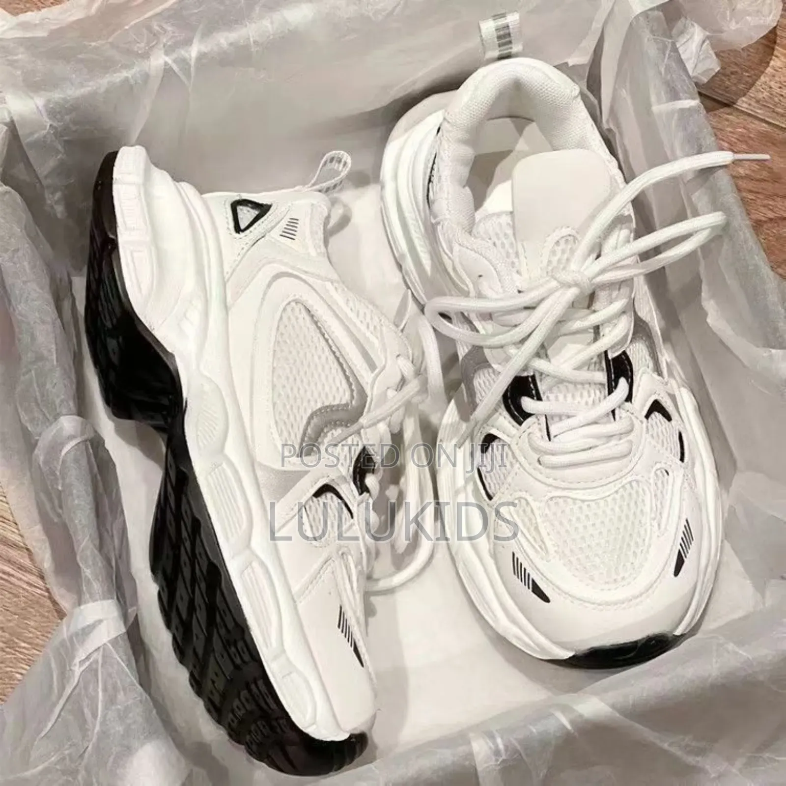 Ladies Sneakers