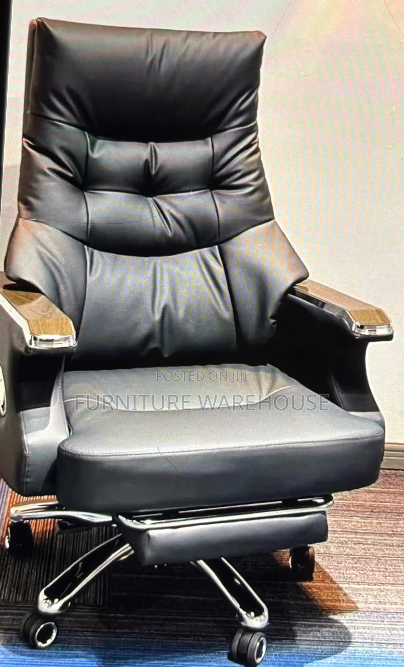 Executive Office Chair With Footrest