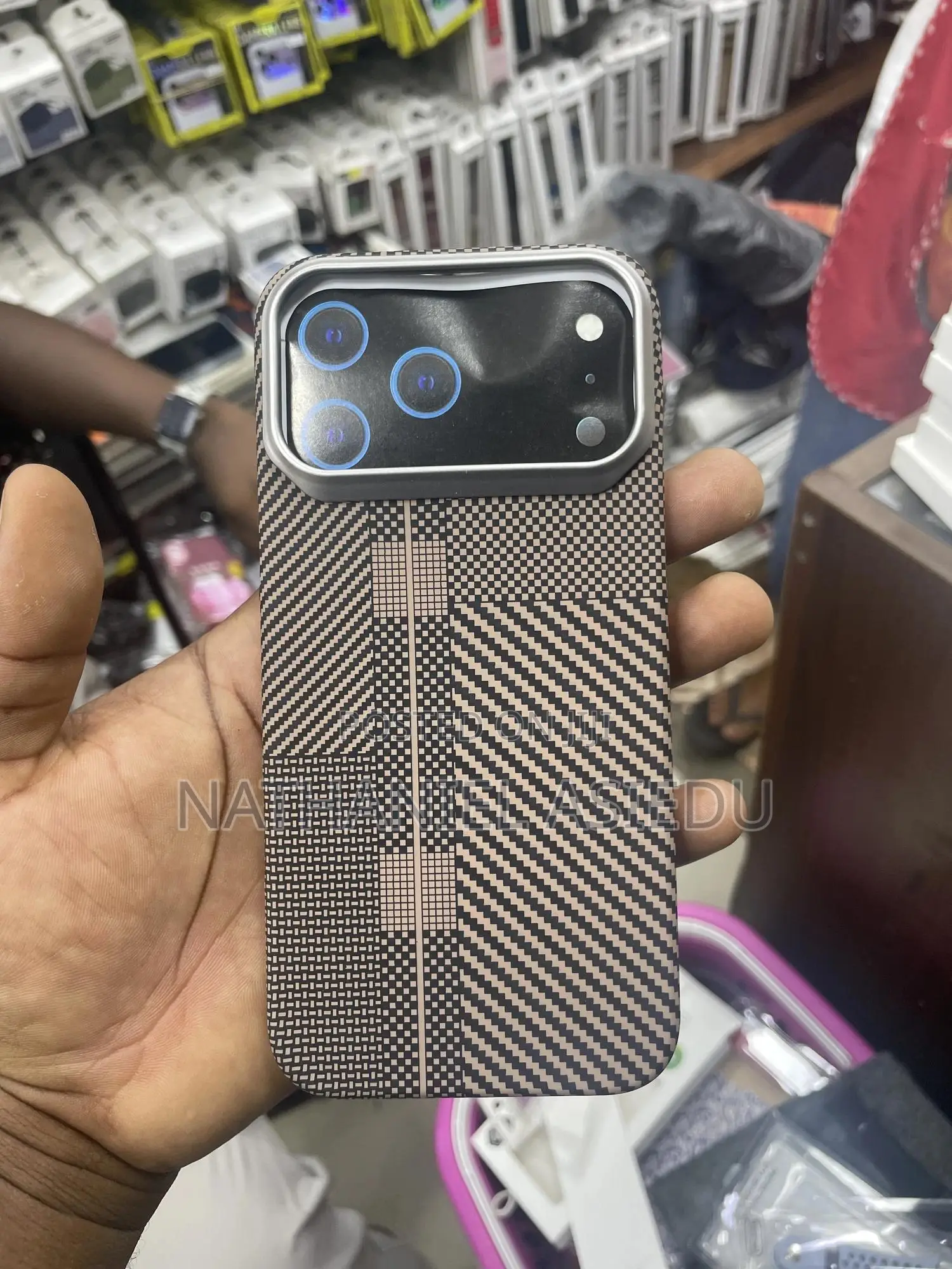Carbon Fiber Case for iPhone 17 Pro Max