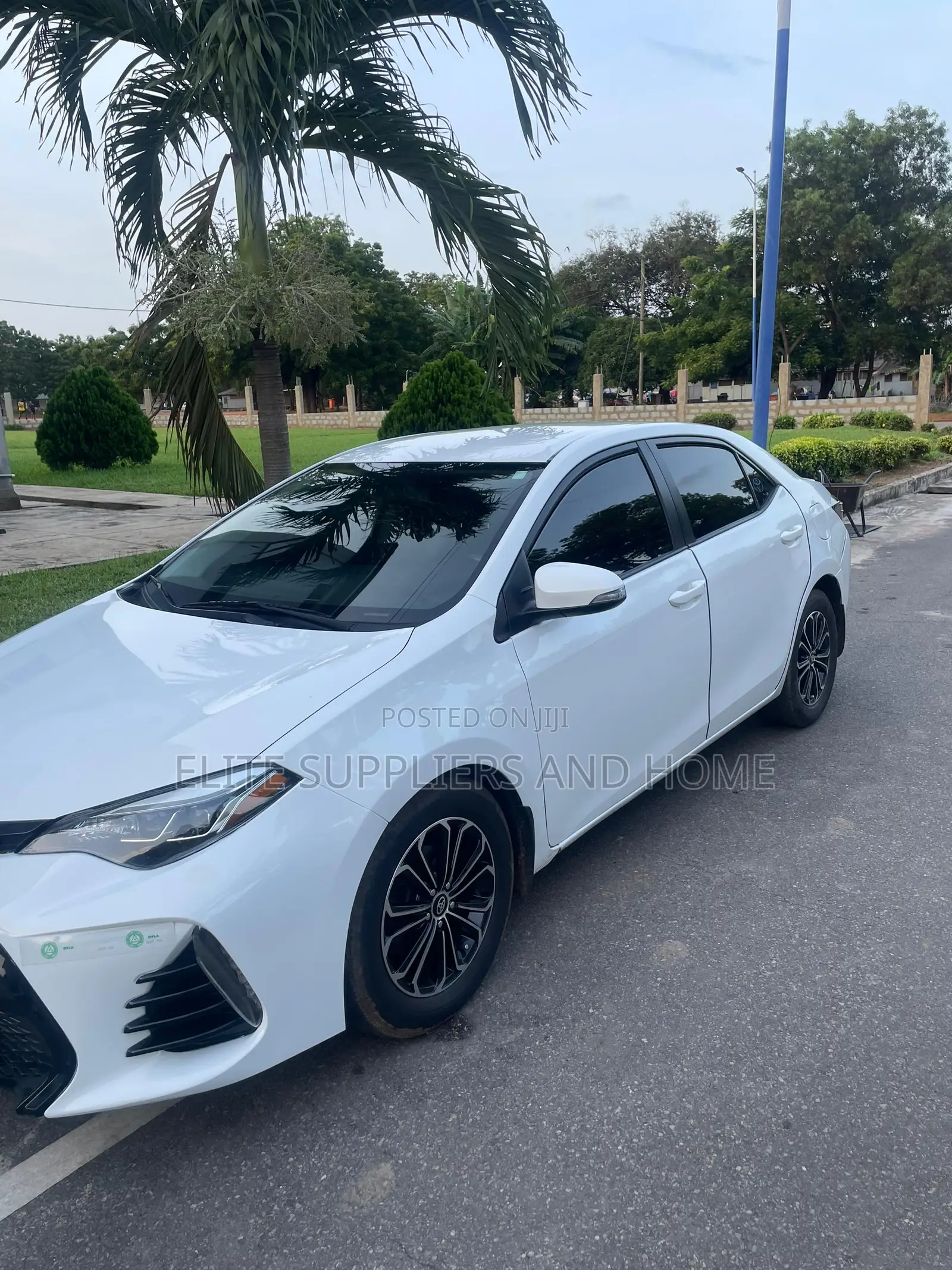 Toyota Corolla 2015 White