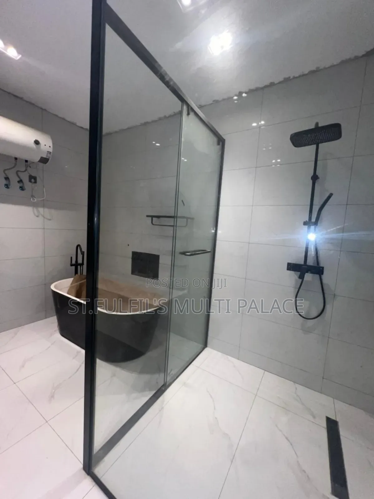 5bdrm House in Oyarifa Aburi, Adenta for sale