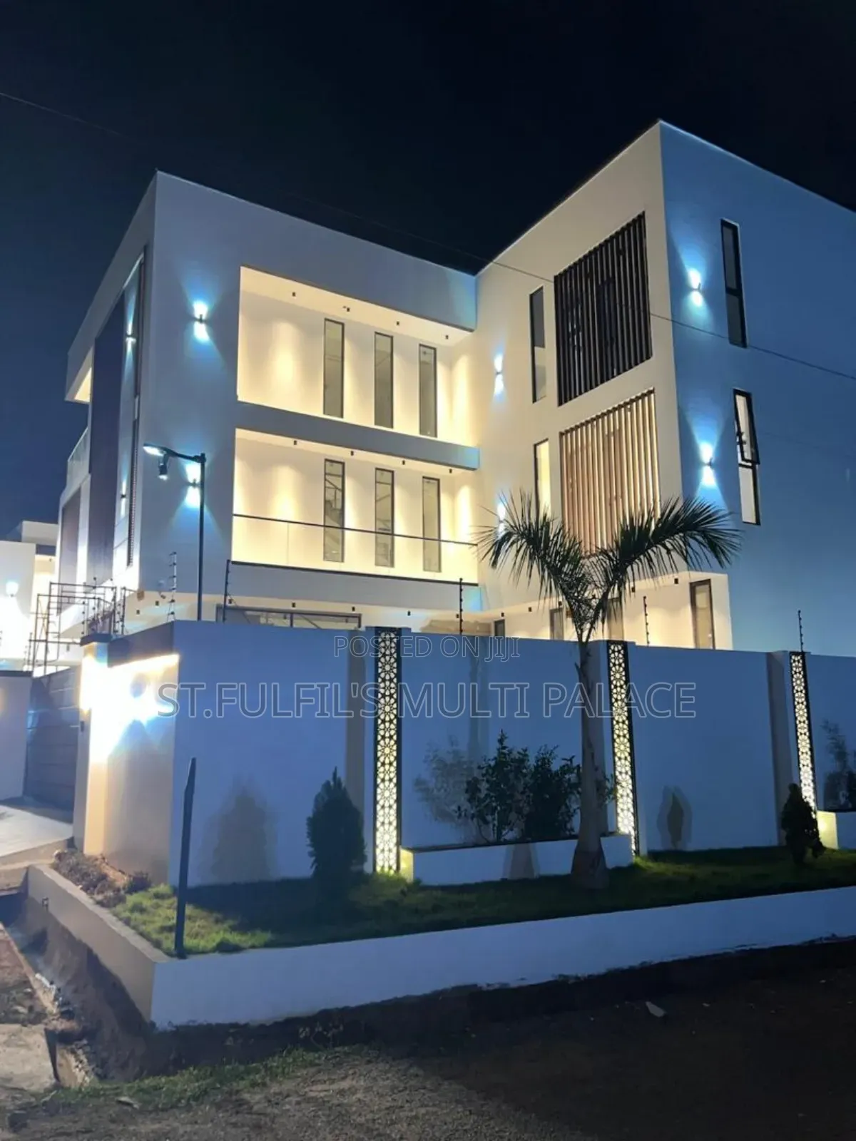 5bdrm House in Oyarifa Aburi, Adenta for sale