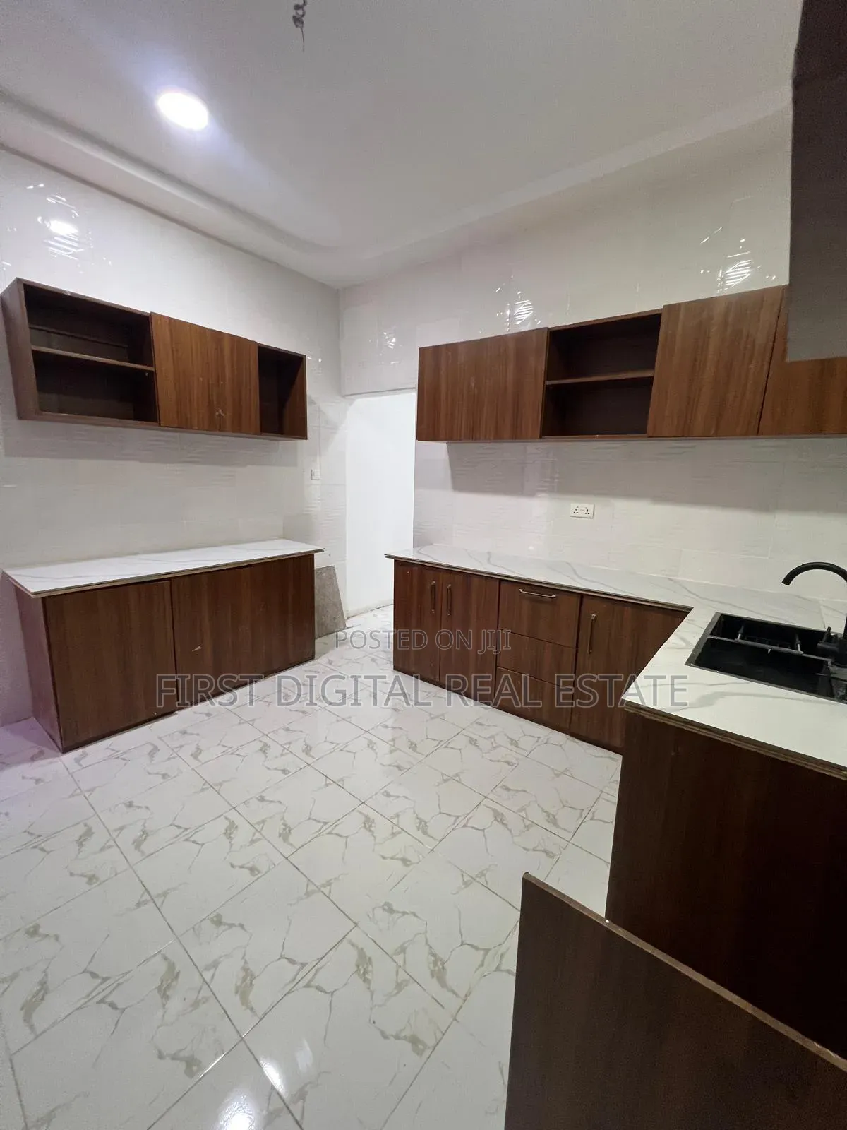 3bdrm House in First Digital Real, Kasoa for sale