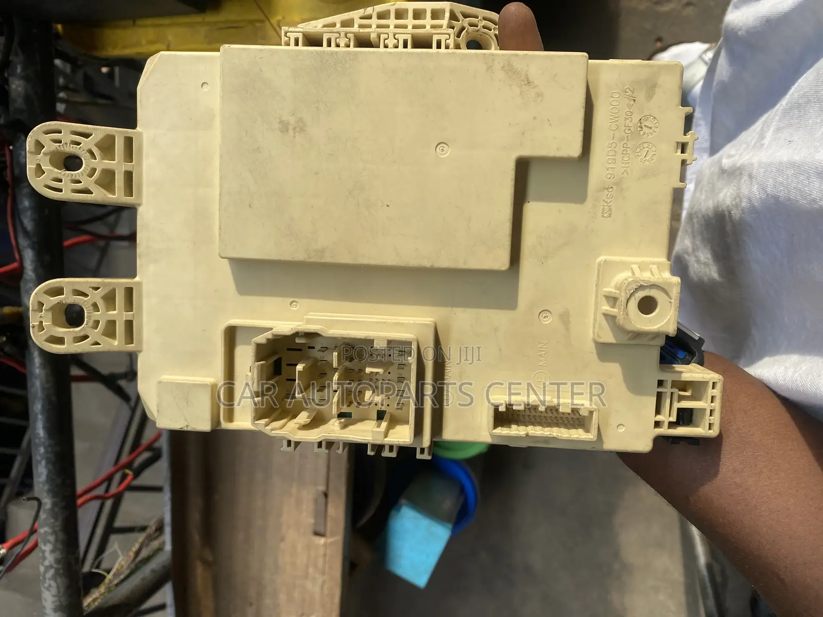 Hyundai Tucson 2021-23 Dashboard Fusebox