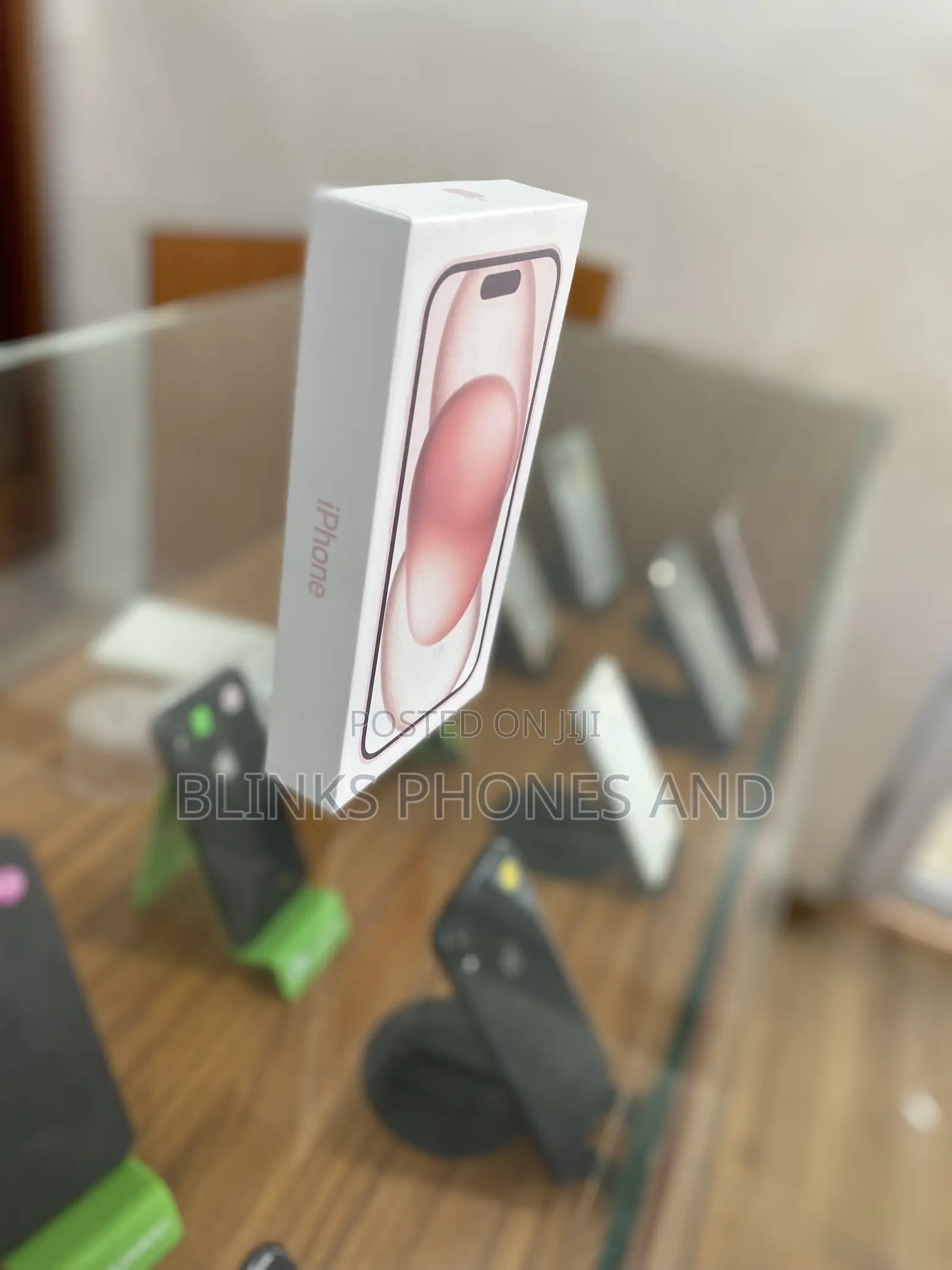 New Apple iPhone 15 Plus 256 GB Red