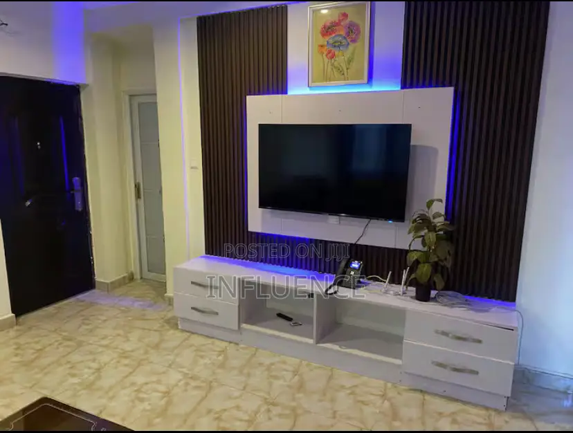 Furnished 2bdrm Apartment in Palace Mall Area, Spintex for rent