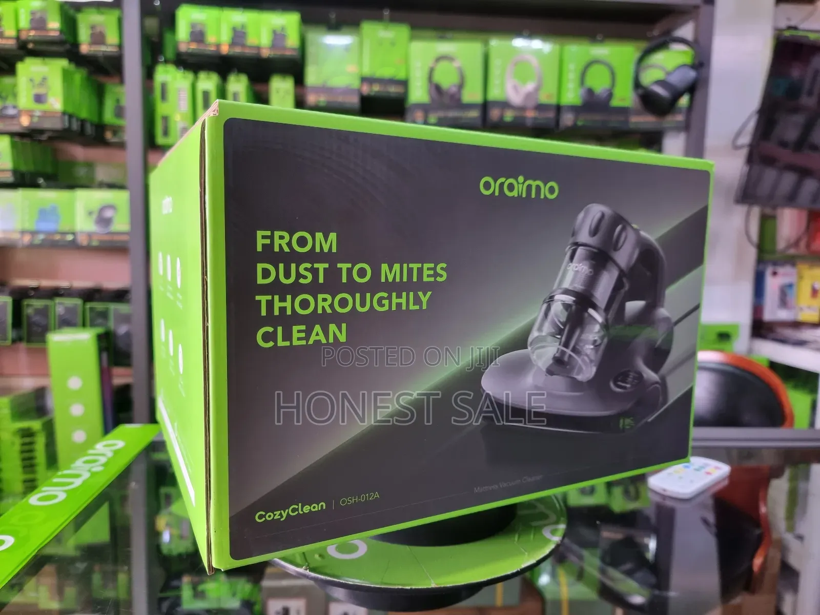 Oraimo Cozyclean 12kpa Mattress And Sofa Vacuum With Mite Sensor