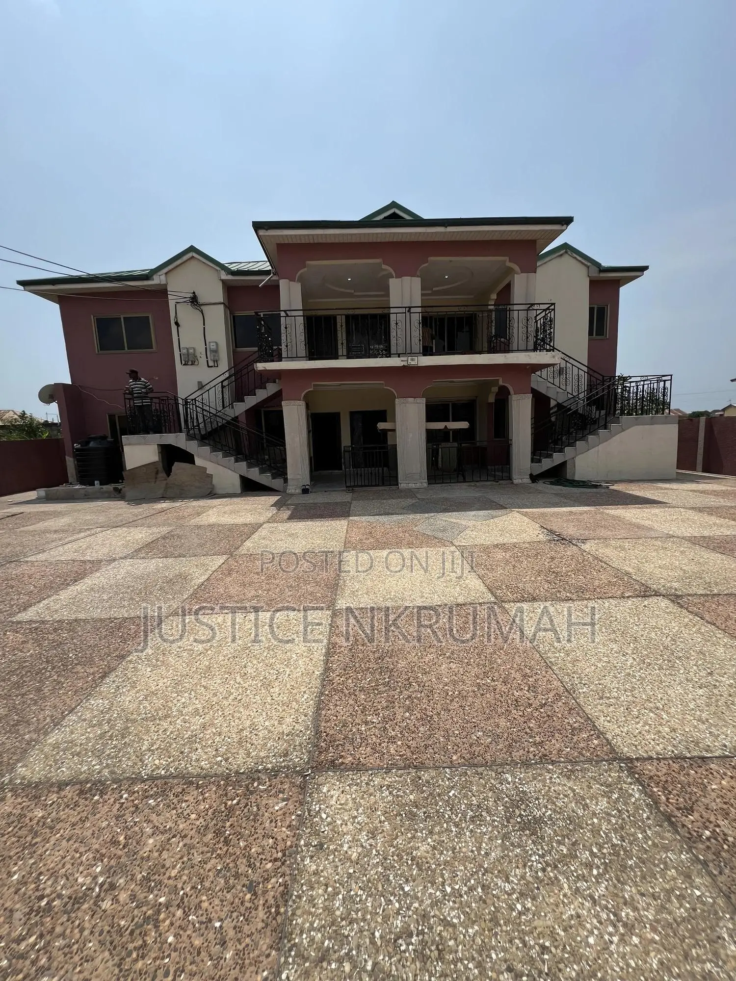 3bdrm Apartment in Mr Justice Estate, Tetegu for rent