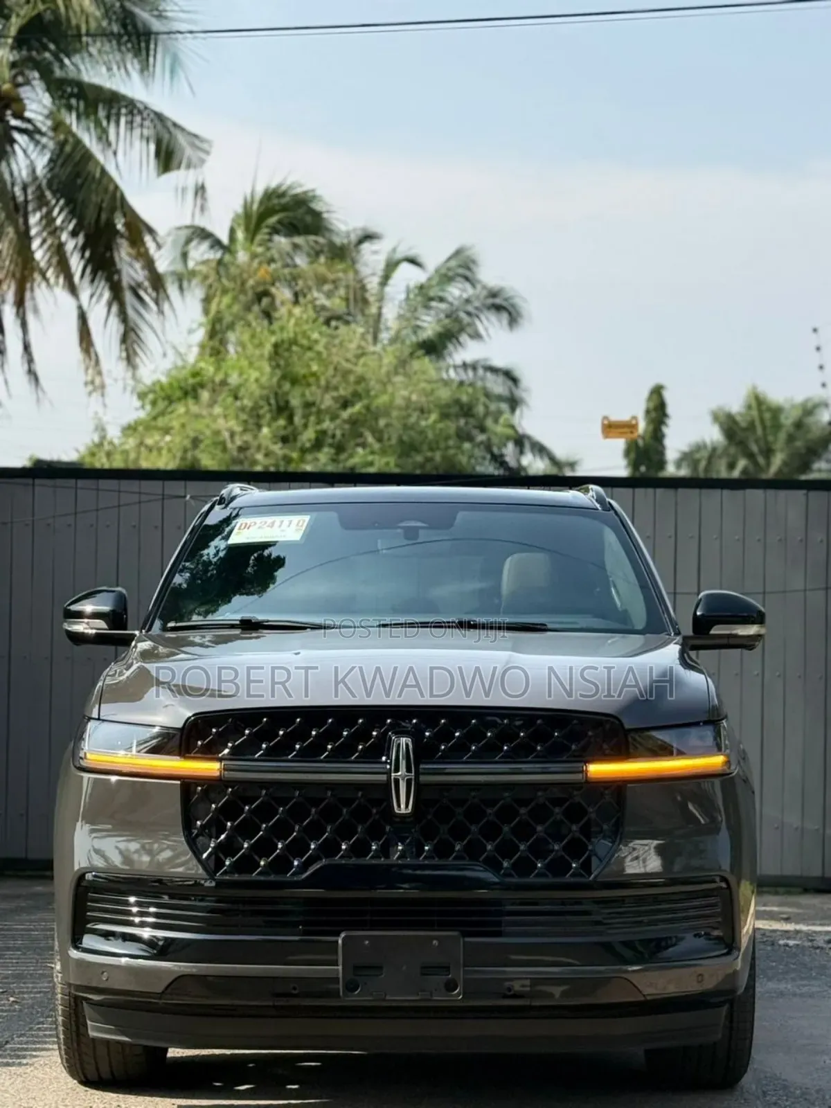 Lincoln Navigator 2025 Brown