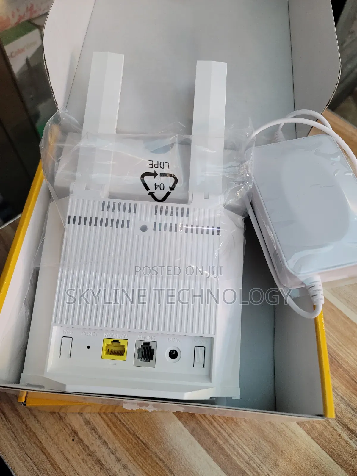 Cat 4 High Speed MTN Universal Internet Router.