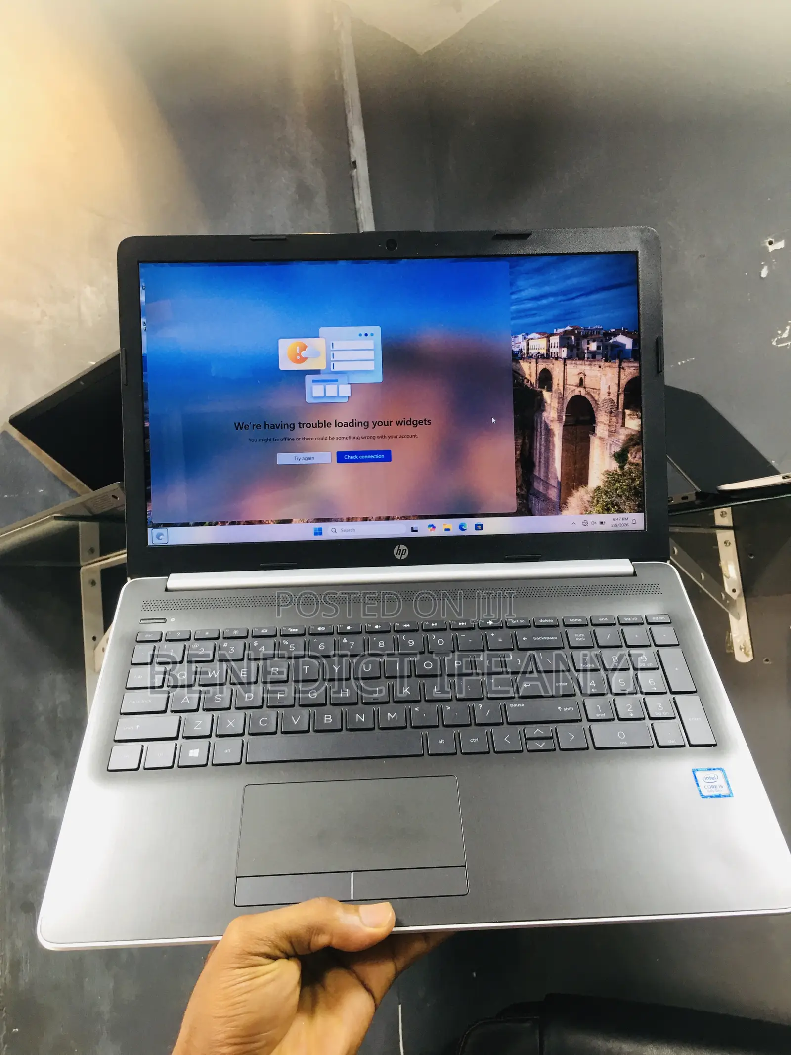 Laptop HP 15-Dy1031wm 8GB Intel Core I5 SSD 256GB