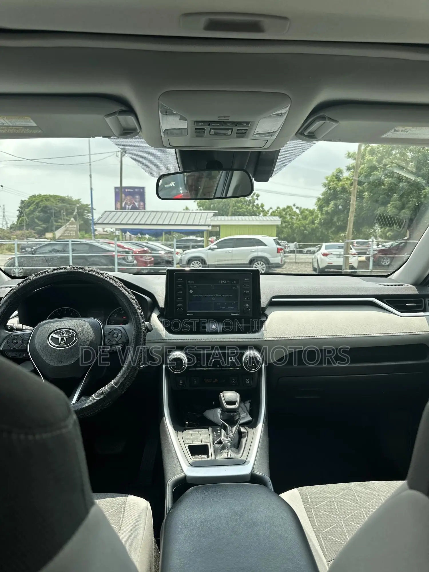 Toyota RAV4 XLE AWD 2020 Blue