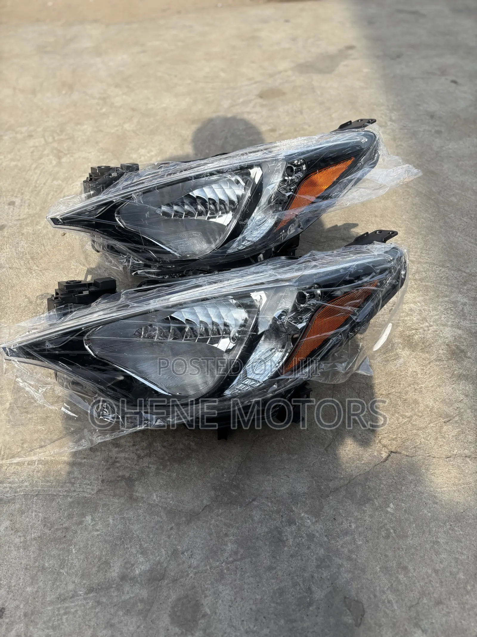 Toyota Yaris 2017-2019 Headlights Available