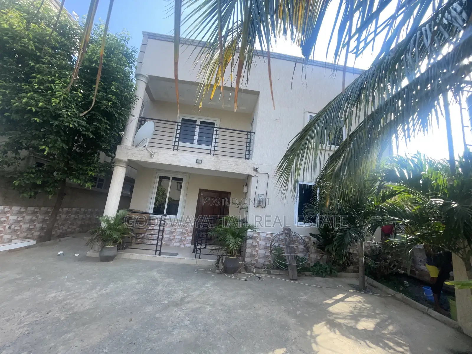 5bdrm House in East Legon, Adjiriganor for rent