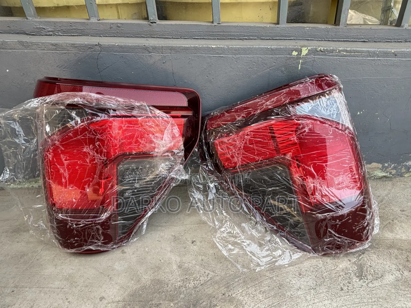 Ford F150 2021-2023 Taillight Available