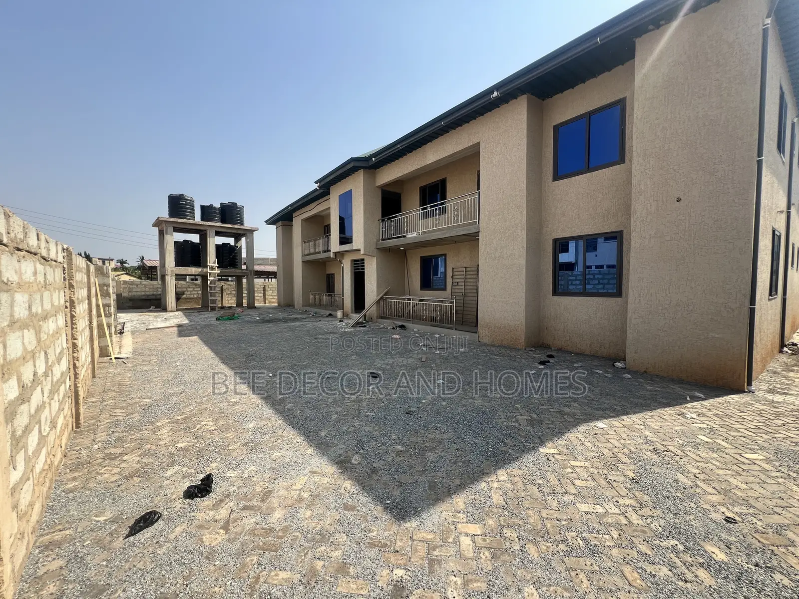 2bdrm Apartment in Bee Decor & Homes, Oyarifa for rent