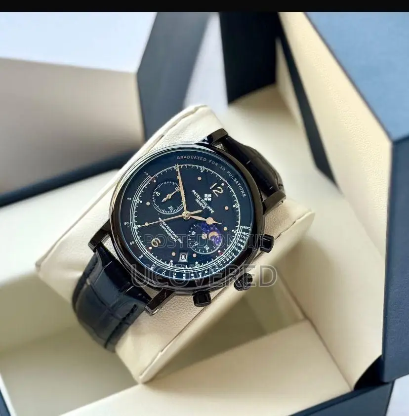 Classic Men’S Leather Watch