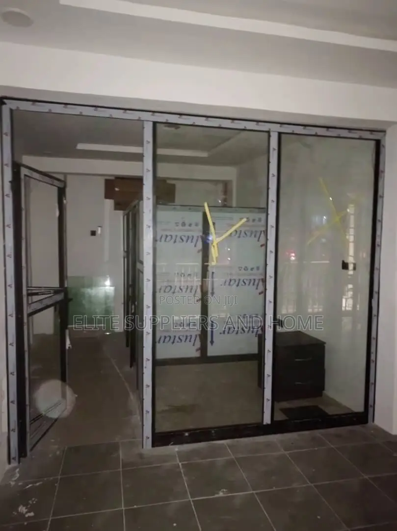 Expects in Glass Works
