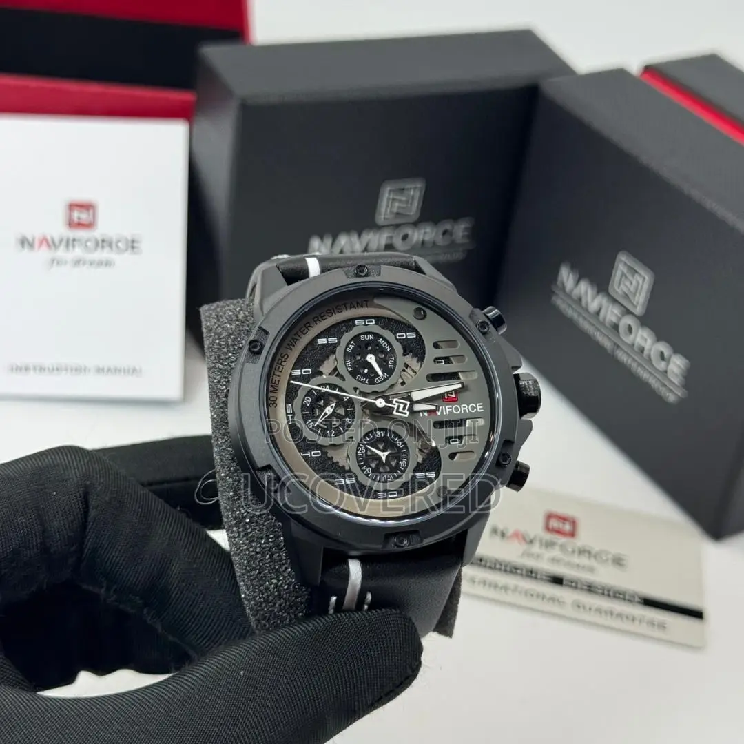 Naviforce Leather Analog Watch