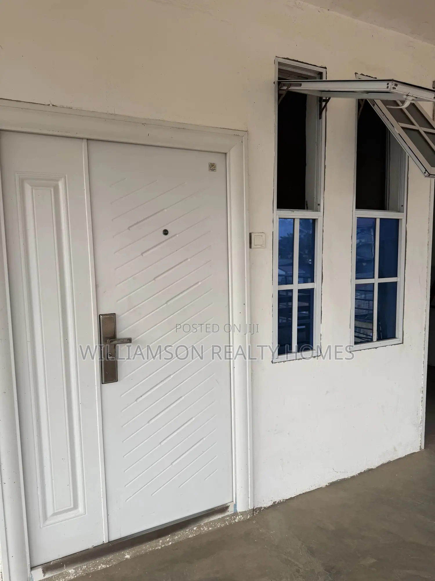 1bdrm Apartment in Community 18 Area, Spintex for rent