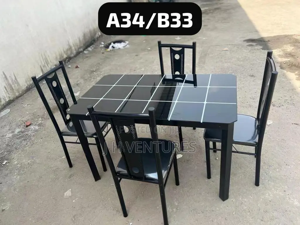 Dining Set B33