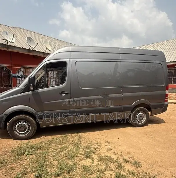 Mercedes-Benz Sprinter 2014 Grey