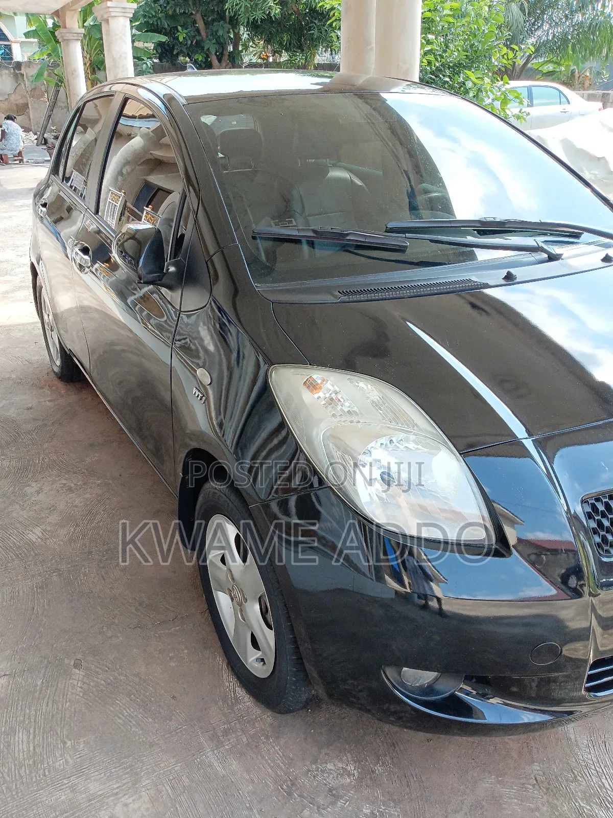 Toyota Yaris 2011 Black