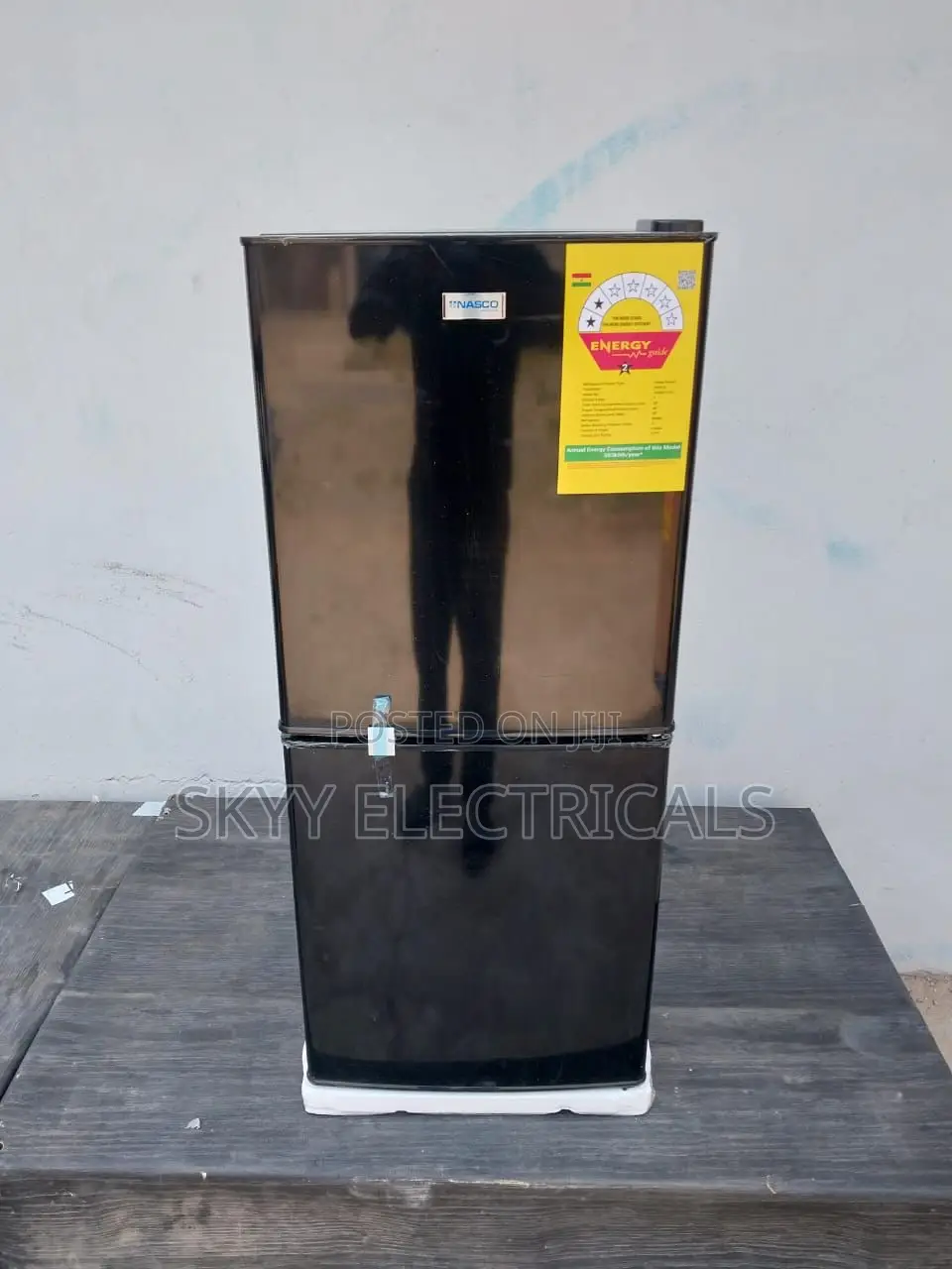 Nasco Black 106l Bottom Freezer Feigde