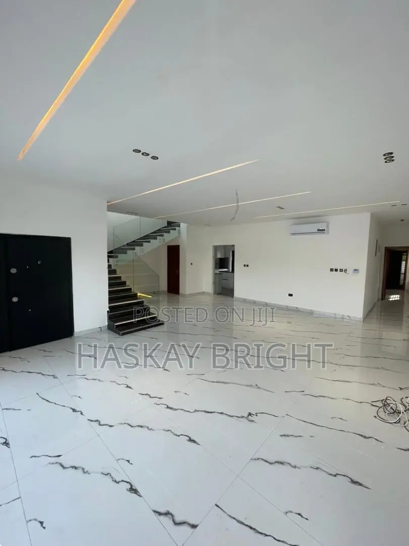 4bdrm House in Oyarifa for sale