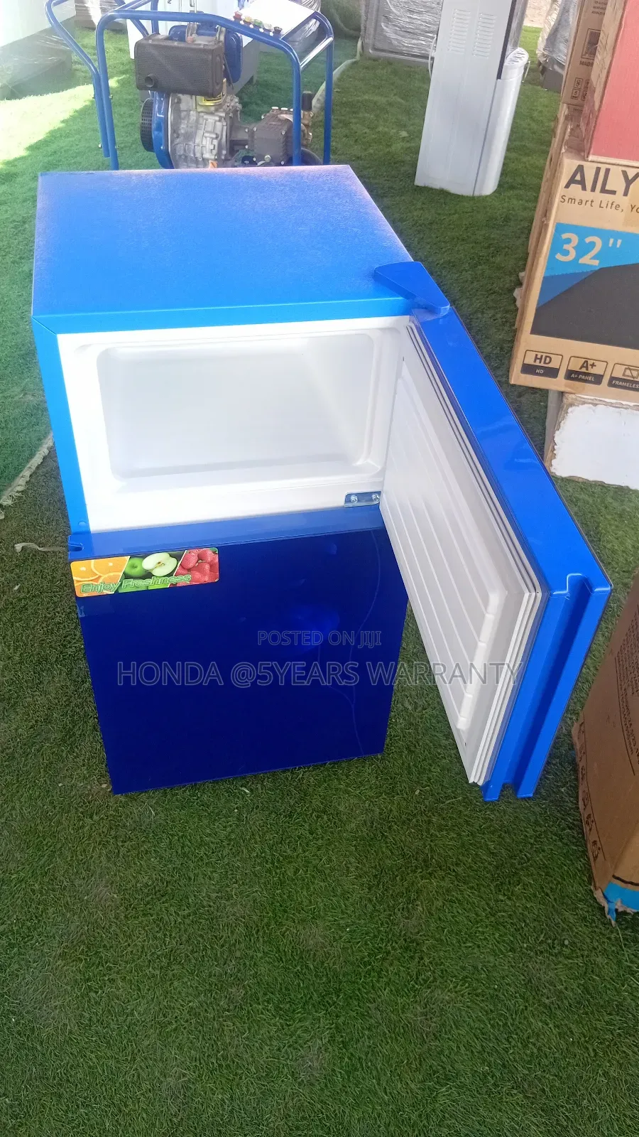 Westpool Double-Door Fridge 80l Compact Size