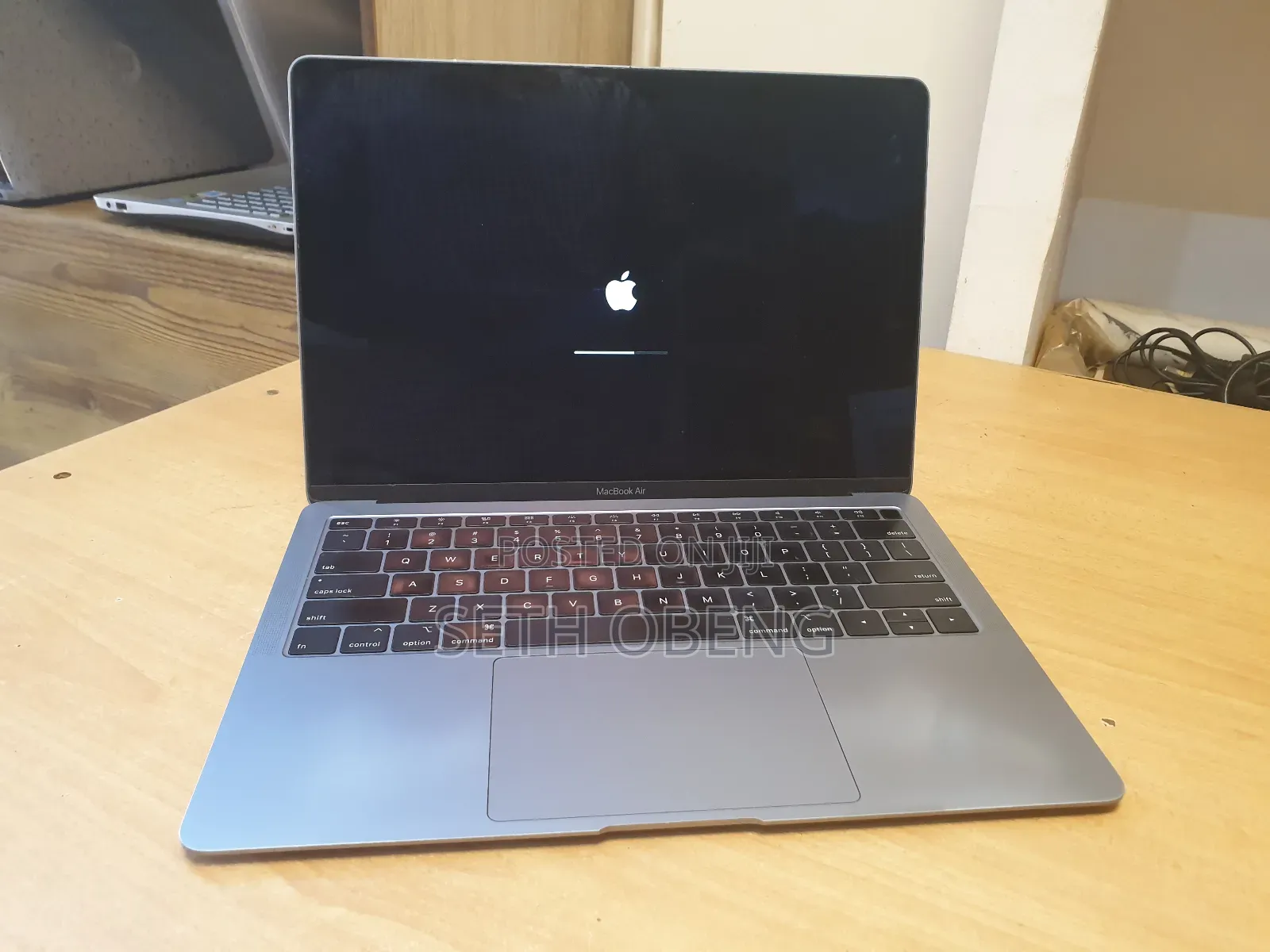 Laptop Apple MacBook Air 2019 8GB Intel Core I5 SSHD (Hybrid) 256GB