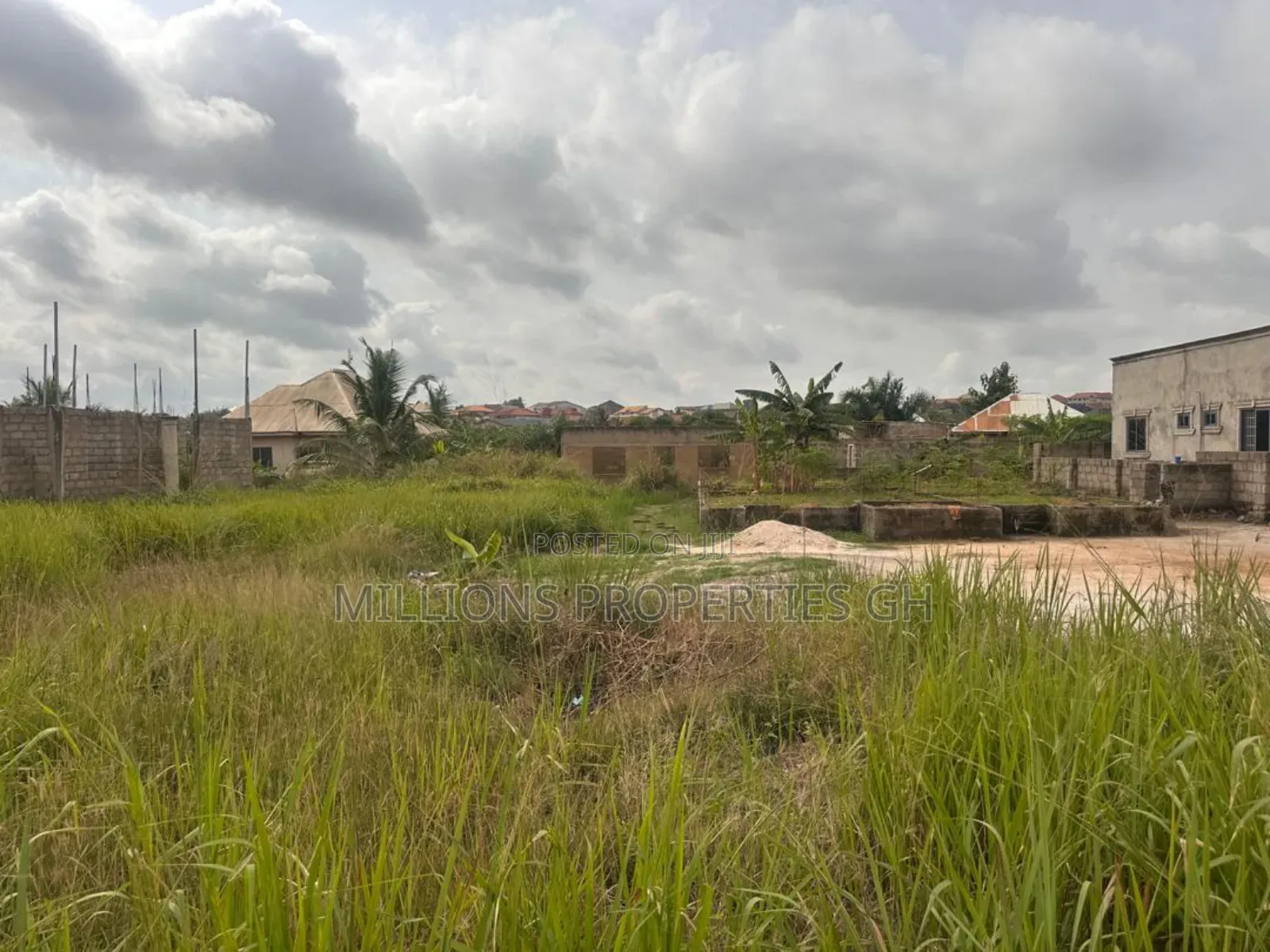 Land 4sale Santasi Anyinam