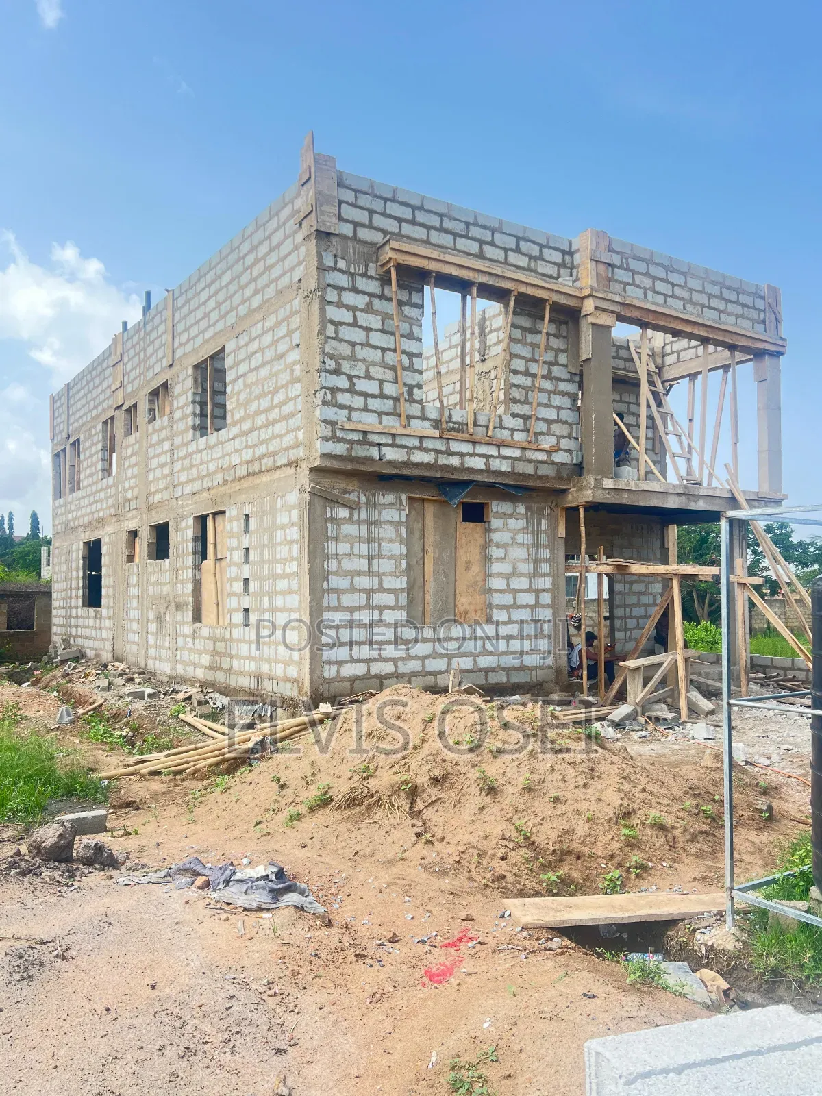 4bdrm House in Oboomu Road, Kasoa for sale