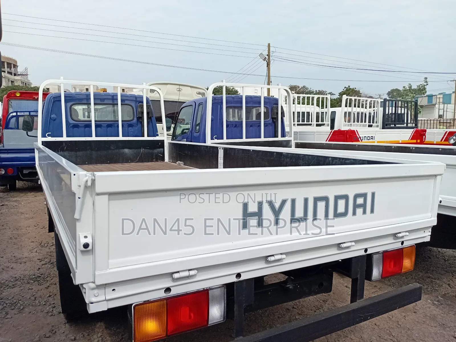 Hyundia Mighty 2 ( Six Holes) Truck