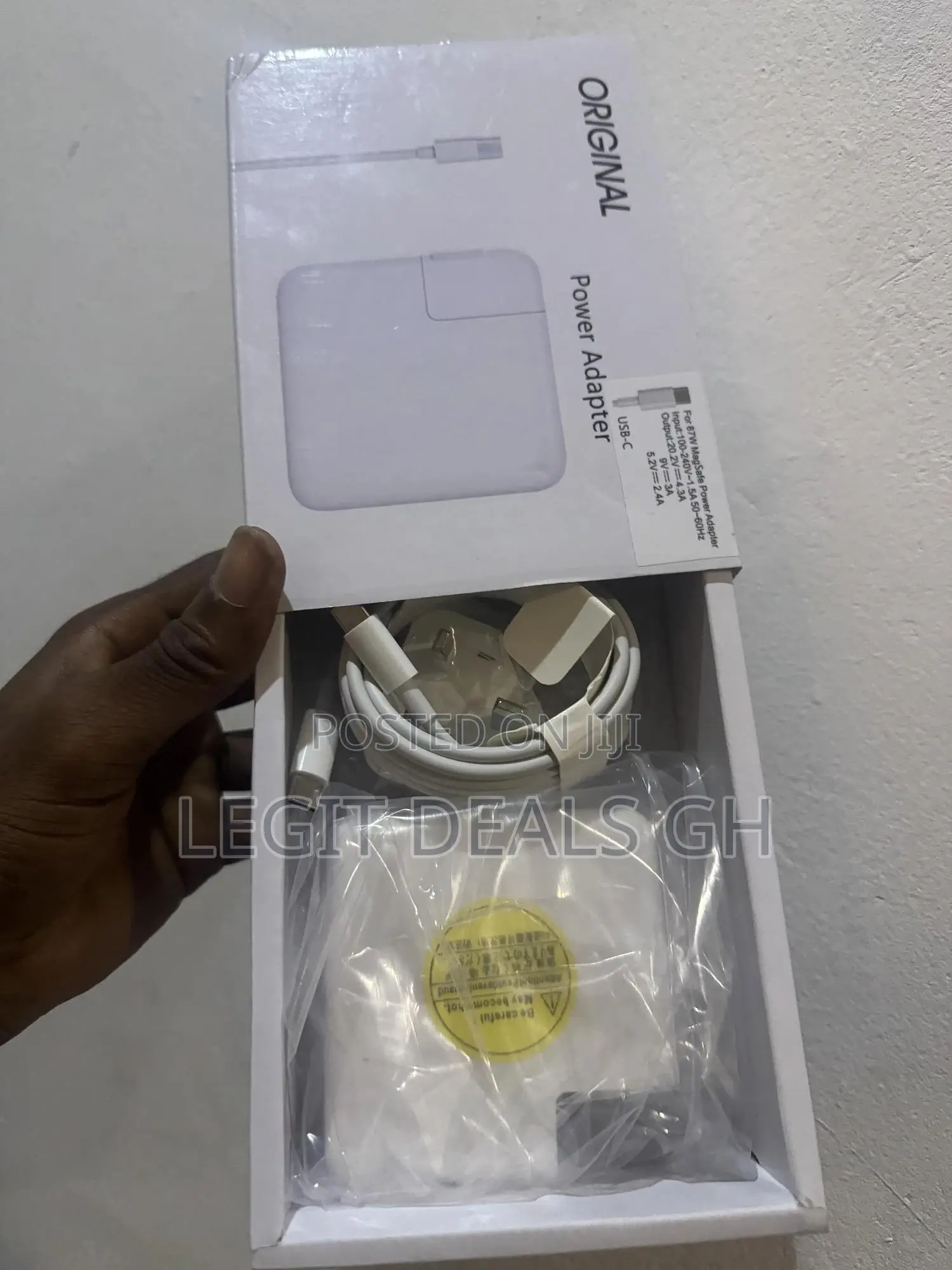Original Macbook Charger 65w