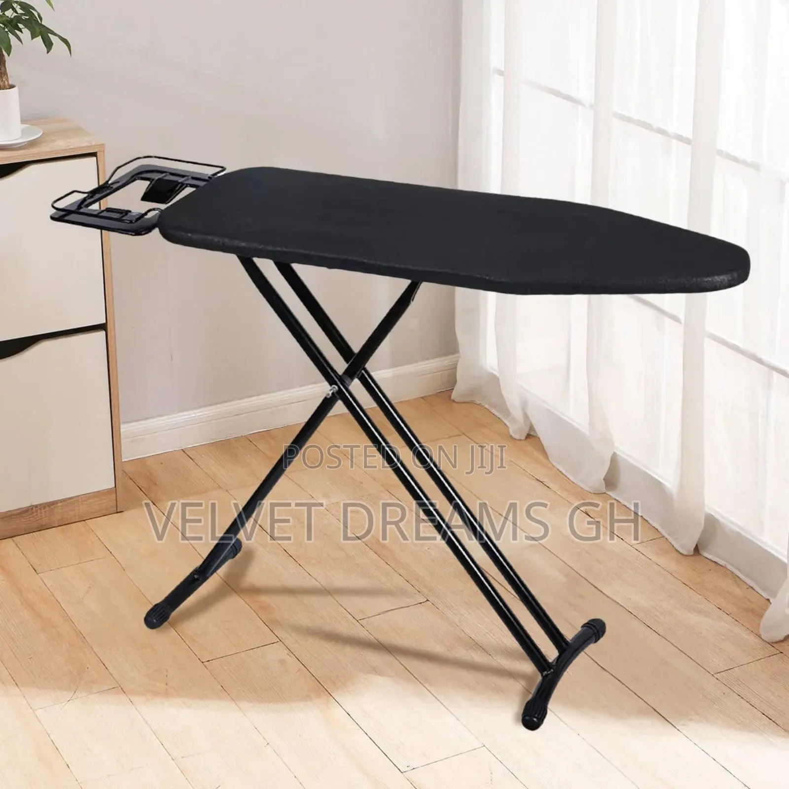 Quality Black Telescopic Ironing Board