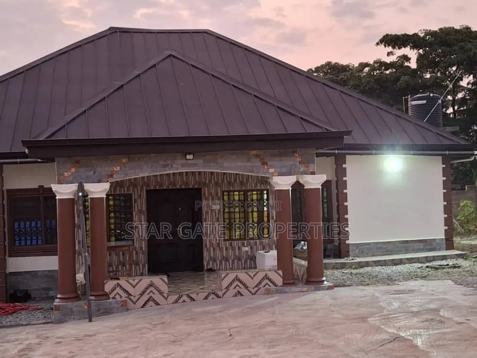 4bdrm House in Ejisu Krapa for sale